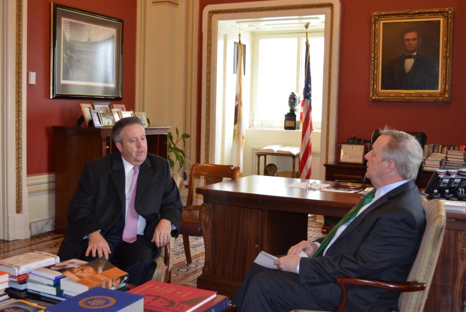 U.S. Senator Dick Durbin (D-IL) met with BNSF Railway CEO Matt Rose to discuss Illlinois rail operations.